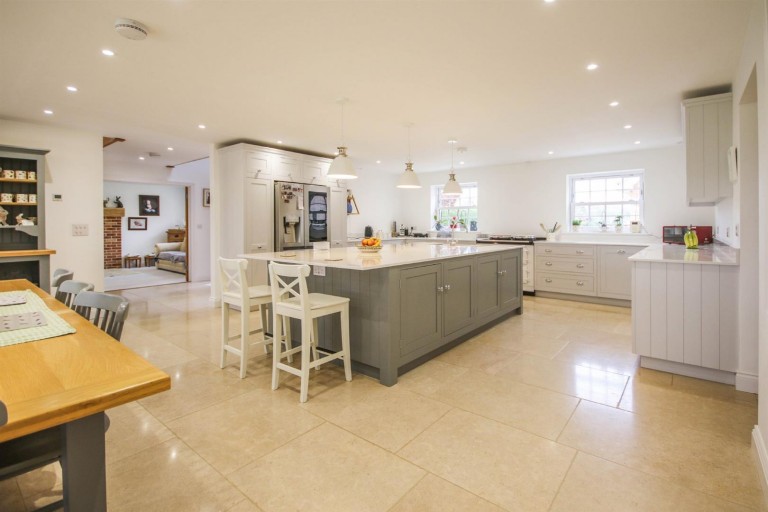 Images for High Street, Cheveley