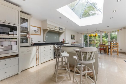 Click the photo for more details of Wootton Road, Henley-On-Thames