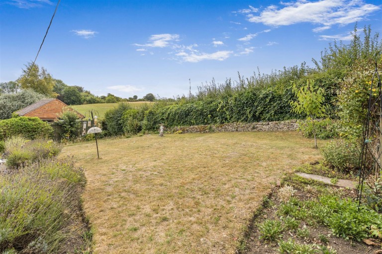 Images for Main Road, Upper Tadmarton