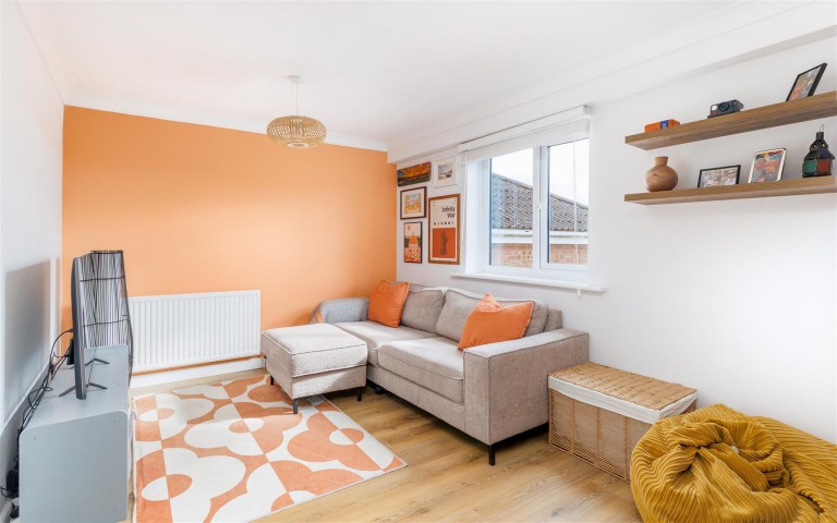 Images for Nelson Court, Cowes