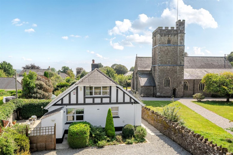 Click the photo for more details of Meavy Lane, Yelverton