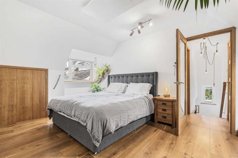 Images for Westonfields, Totnes