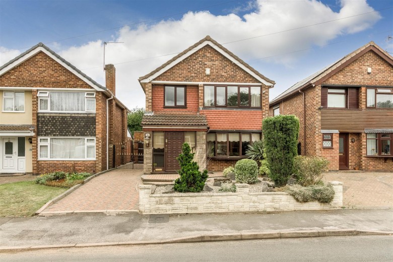 Click the photo for more details of Windmill Road, Atherstone, CV9