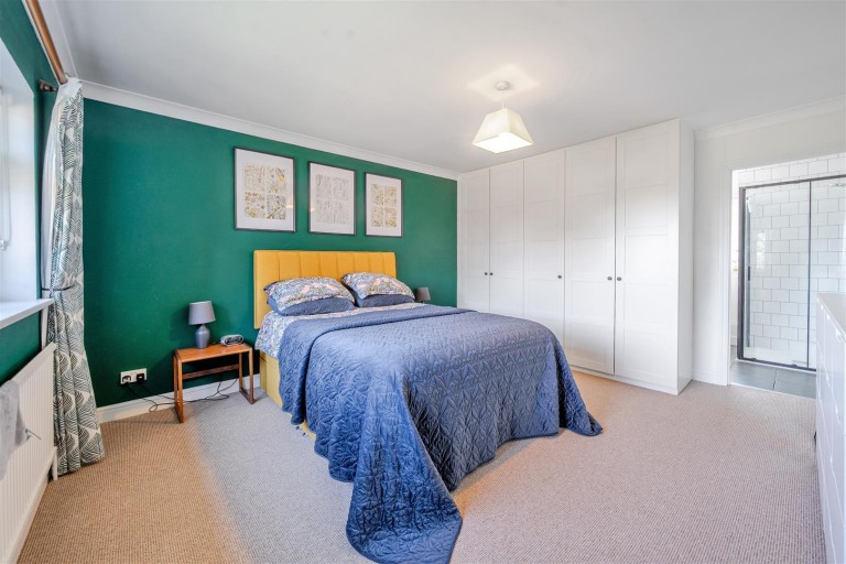 Images for Baker Street, Gayton, NN7
