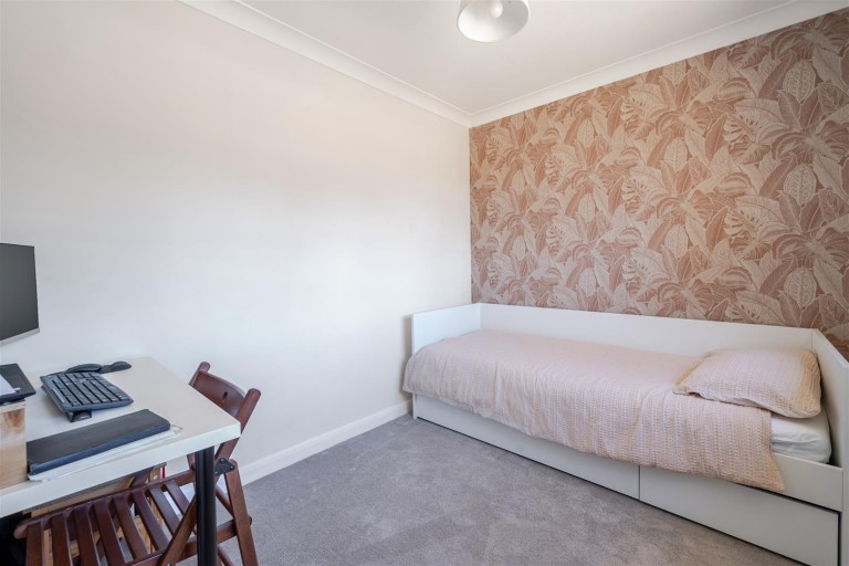 Images for Baker Street, Gayton, NN7