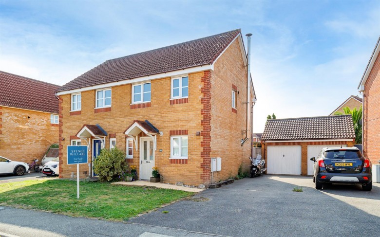 Click the photo for more details of Cowes, Isle of Wight