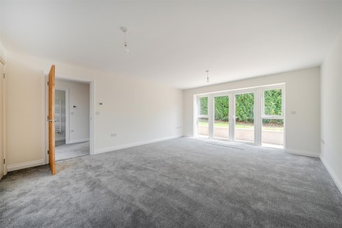 Click the photo for more details of Back Street, East Stour, Gillingham