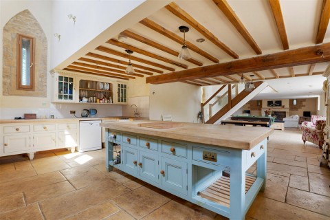 Click the photo for more details of Toddington, Gloucestershire