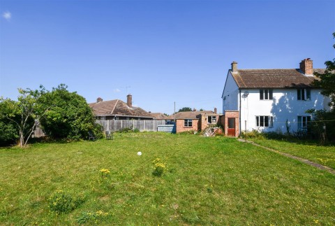 Click the photo for more details of Hawthorn Way, Burwell