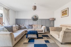 Images for Larch Way, Red Lodge