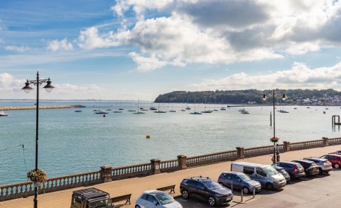Click the photo for more details of Cowes, Isle of Wight