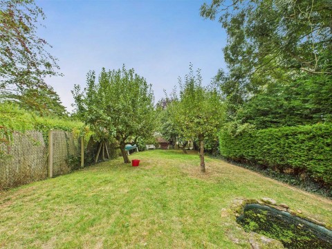 Click the photo for more details of The Bank, Theddingworth, Lutterworth