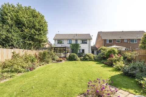 Click the photo for more details of Oakham Drive, Coalville, LE67