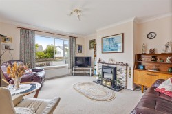 Images for Willows Close, Frogmore