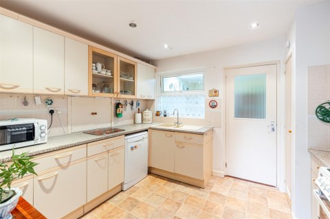 Click the photo for more details of Willows Close, Frogmore