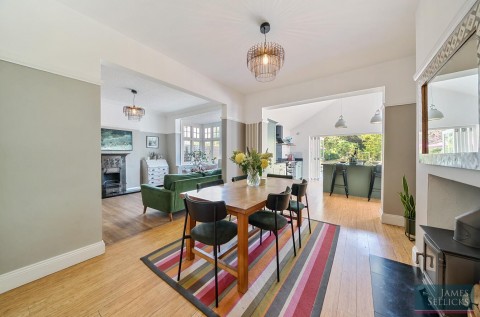 Click the photo for more details of Elms Road, Stoneygate, Leicester