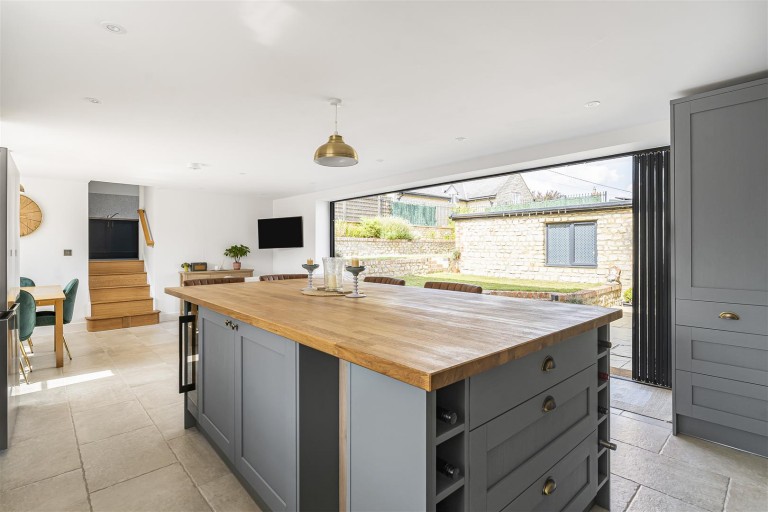 Images for Kings Lane, Pury End, NN12