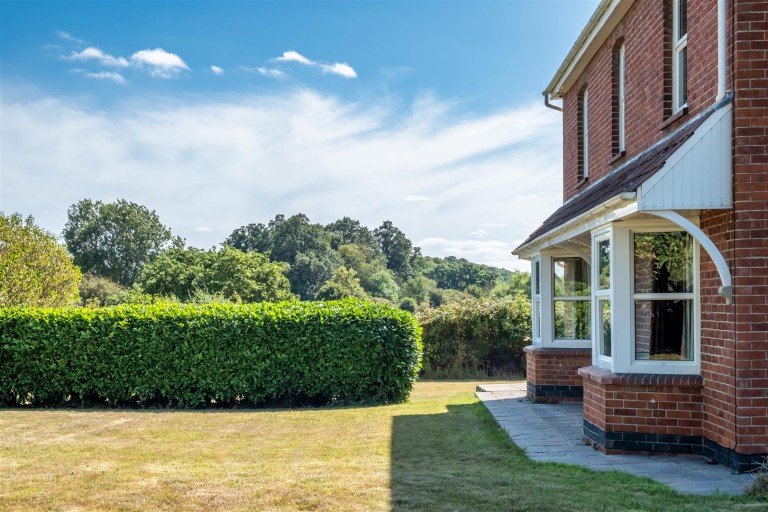 Images for Amouracre Farm, Wiltshire