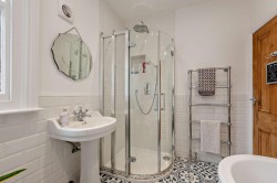 Images for Knighton Drive, Stoneygate, Leicester