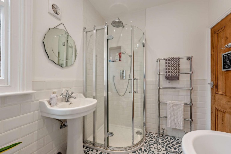 Images for Knighton Drive, Stoneygate, Leicester