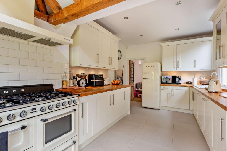 Images for Knighton Drive, Stoneygate, Leicester