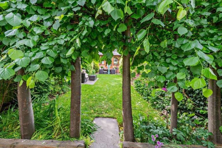 Images for Knighton Drive, Stoneygate, Leicester