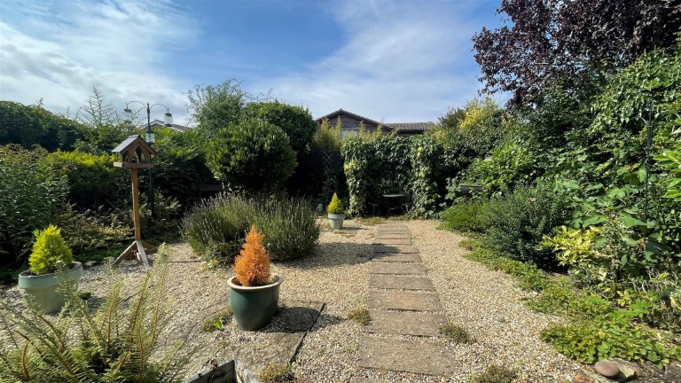 Images for Longfields, Ely