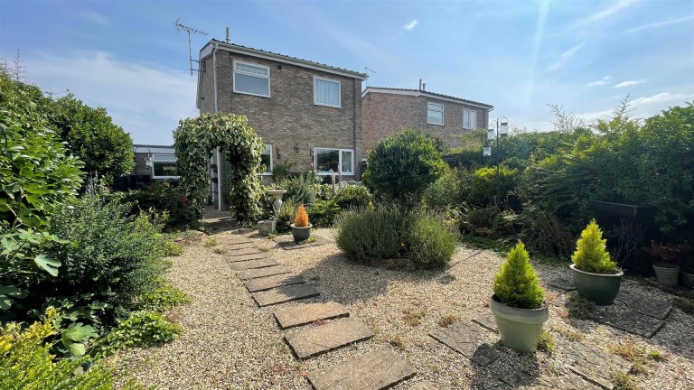 Images for Longfields, Ely