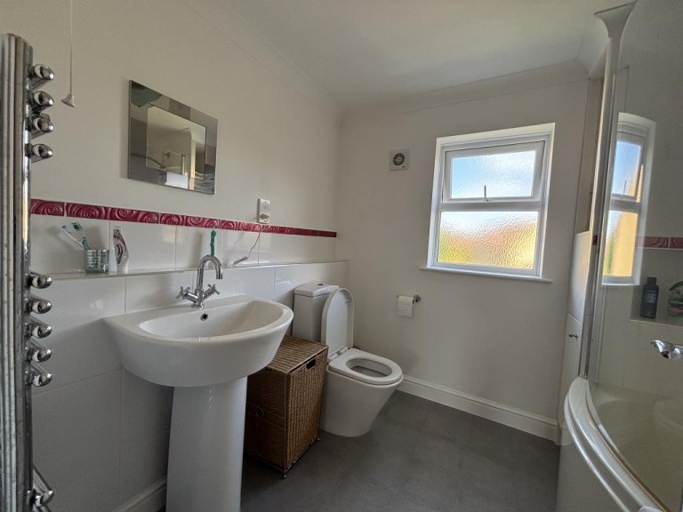 Images for Clover End, Witchford, Ely