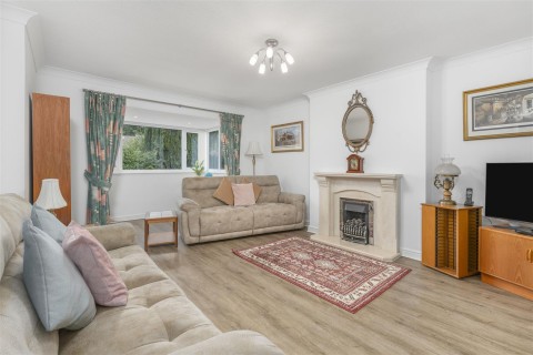 Click the photo for more details of Poplar Close, Banbury