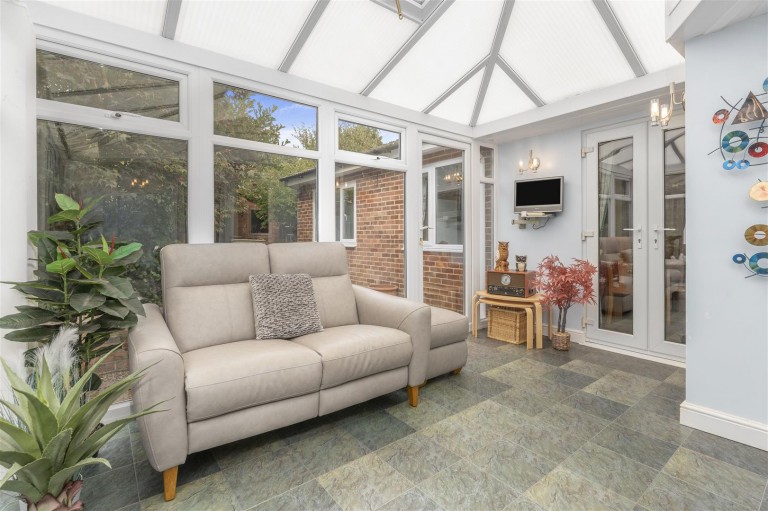 Images for Poplar Close, Banbury