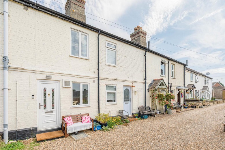 Click the photo for more details of Newmarket Road, Ashley