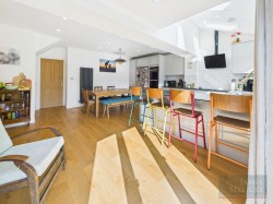 Images for Glen Way, Oadby, Leicestershire