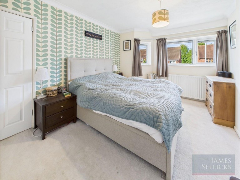 Images for Glen Way, Oadby, Leicestershire