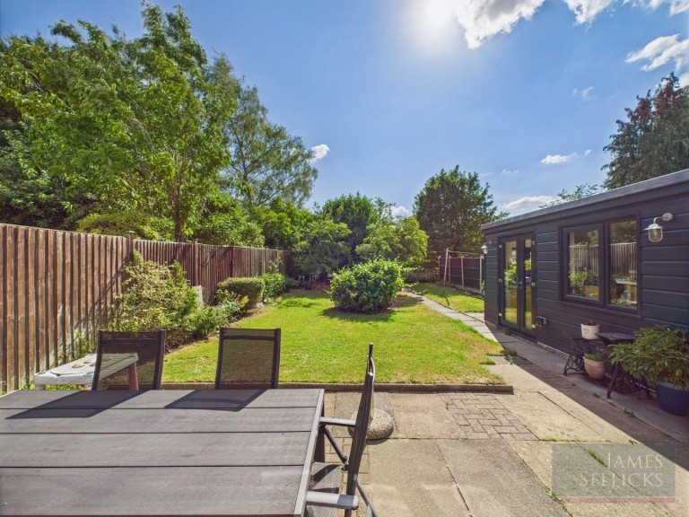 Images for Glen Way, Oadby, Leicestershire