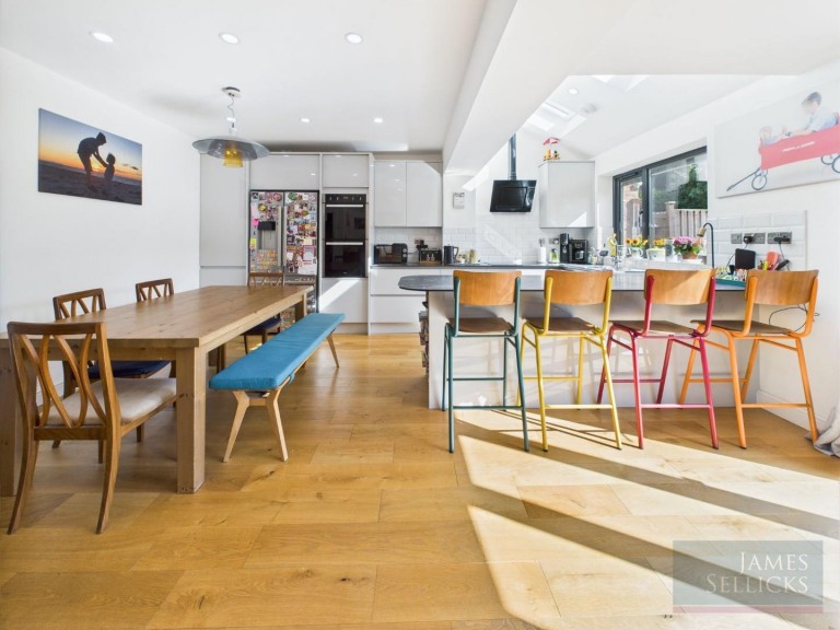 Images for Glen Way, Oadby, Leicestershire