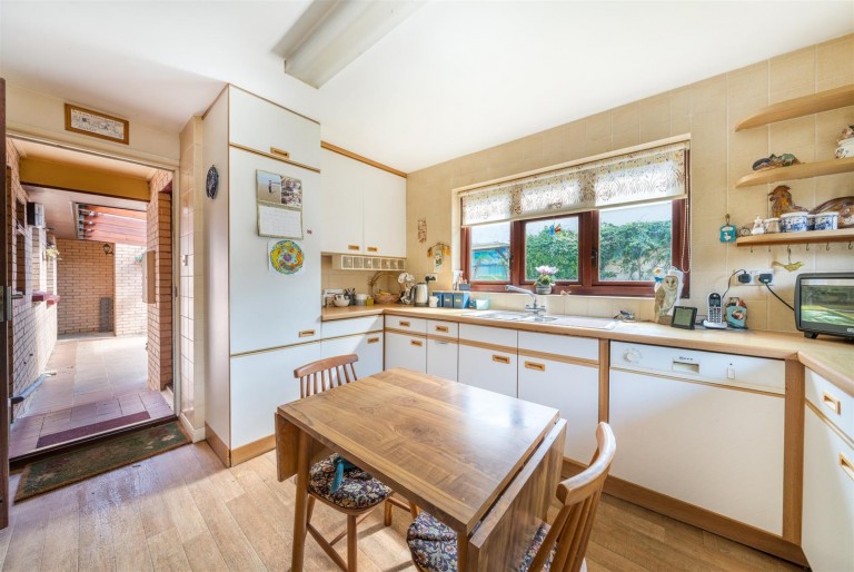 Images for Crescent Avenue, Sticklepath, Barnstaple