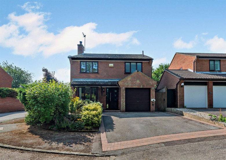 Click the photo for more details of Rees Close, Uppingham, Rutland