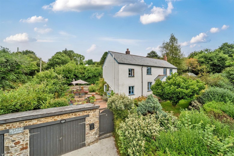 Click the photo for more details of Shebbear, Beaworthy