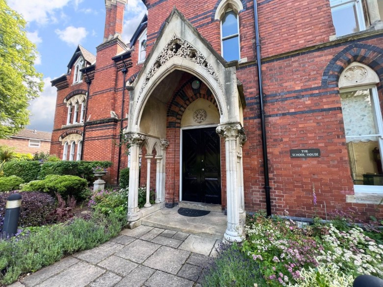 Click the photo for more details of Scholars Walk, Stoneygate, Leicester