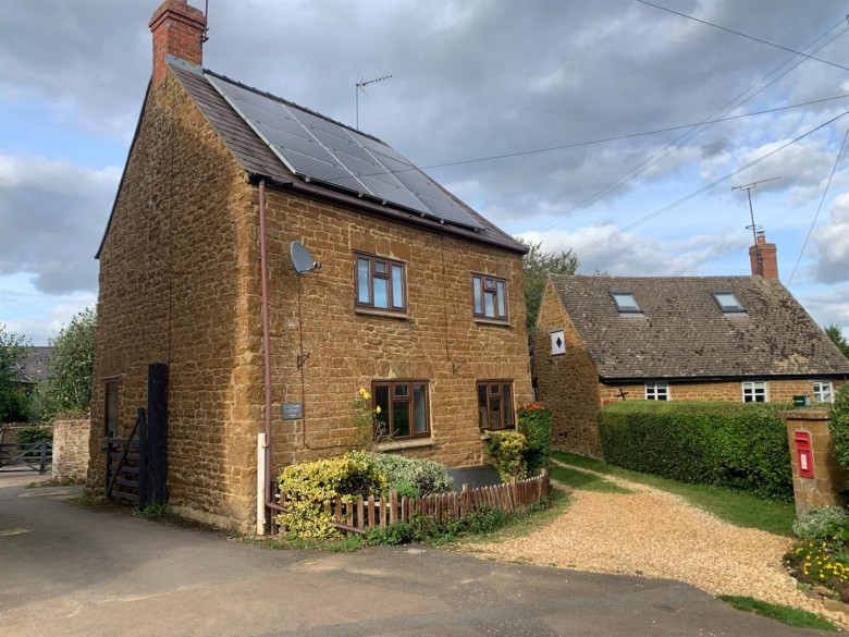 Click the photo for more details of Shutford