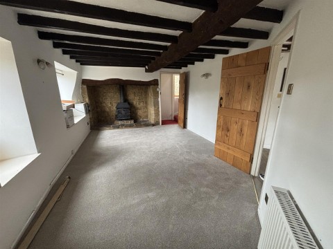 Click the photo for more details of Shutford