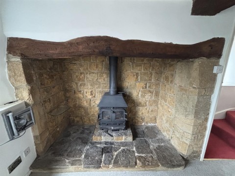 Click the photo for more details of Shutford