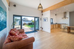 Images for Coastguard Lane, Freshwater Bay