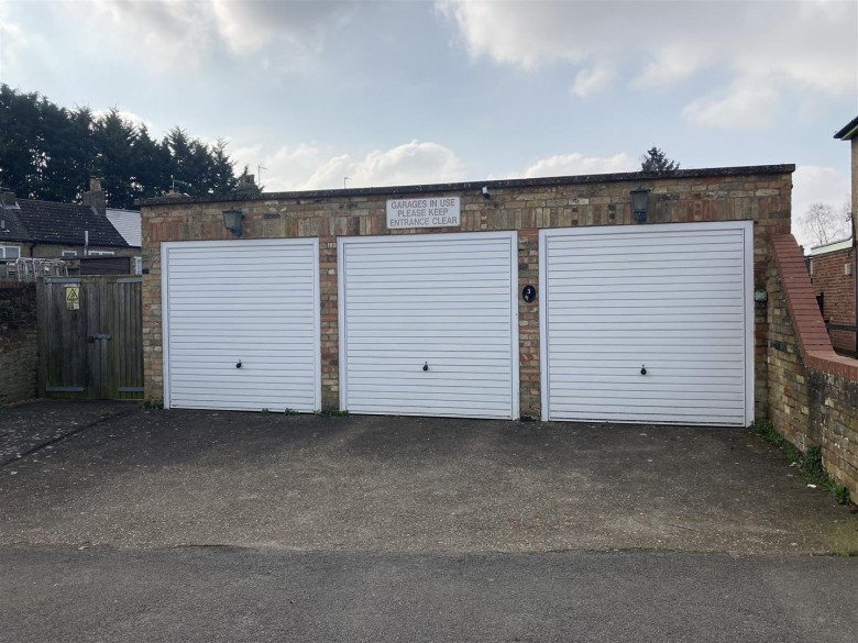 Click the photo for more details of Adjacent to 3 West End, Ely