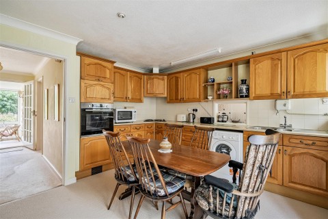 Click the photo for more details of Back Lane, Chardstock, Axminster