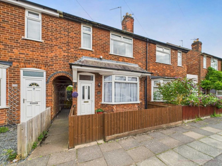 Click the photo for more details of Vernon Road, Aylestone, Leicester