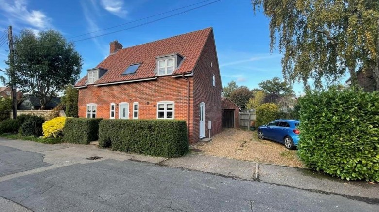 Click the photo for more details of School Lane, Wilburton, Cambridgeshire, CB6 3R