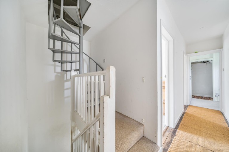 Images for Eight Acre Lane, Wellington