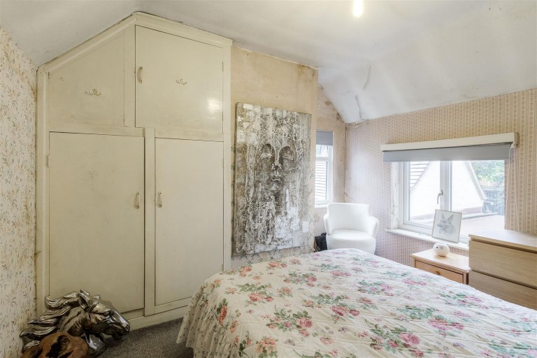 Images for 19 Cottage Lane, Coleshill, B46